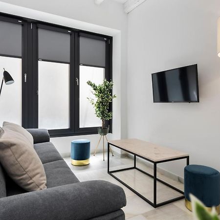 Apartamentos Catedral Севилья Экстерьер фото