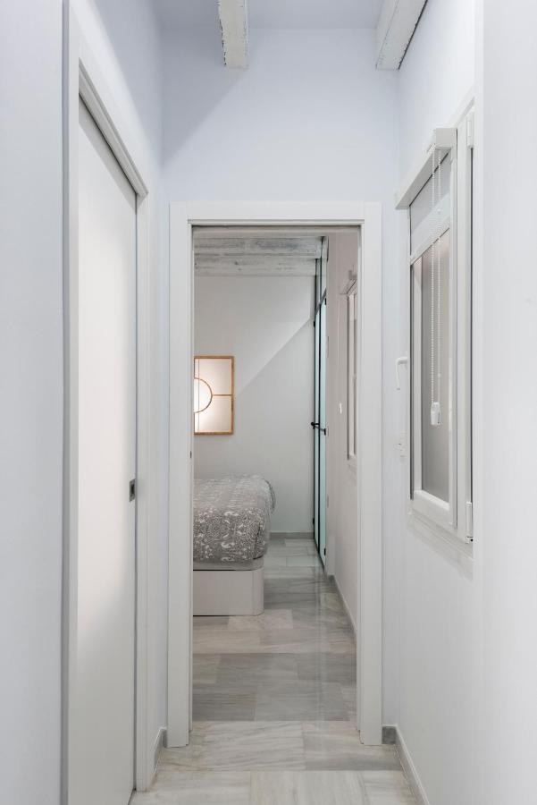 Apartamentos Catedral Севилья Экстерьер фото